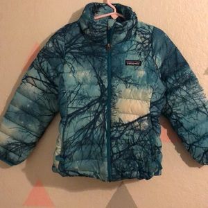Patagonia puff jacket